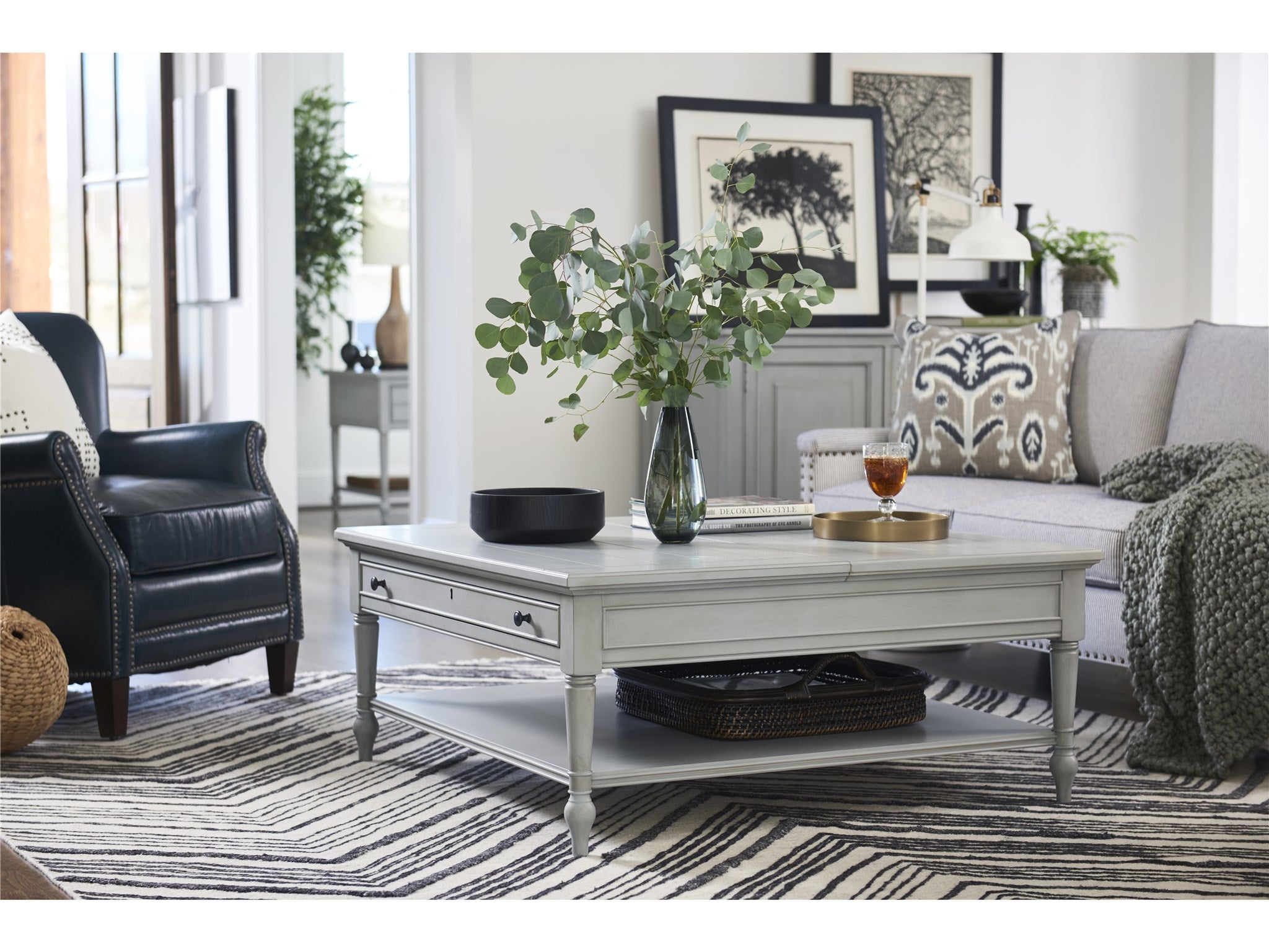 SUMMER HILL LIFT TOP COFFEE TABLE