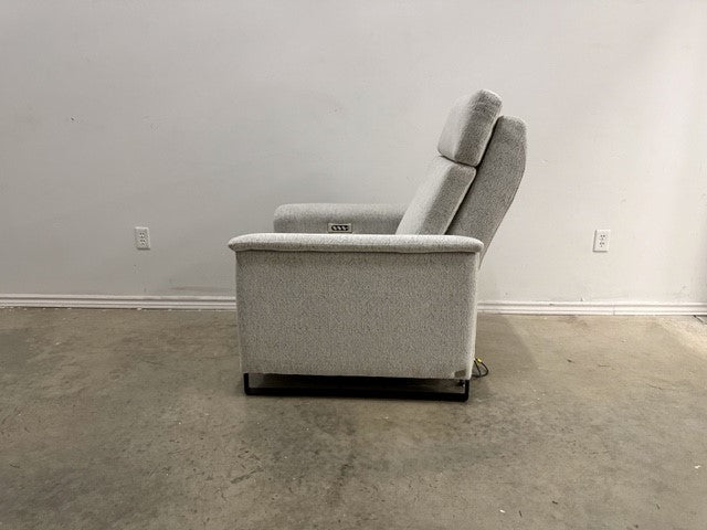FELIX POWER RECLINER by ELRAN
