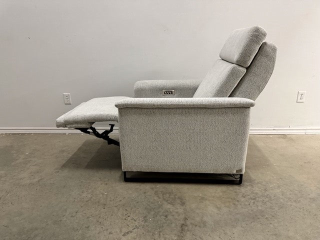 FELIX POWER RECLINER by ELRAN