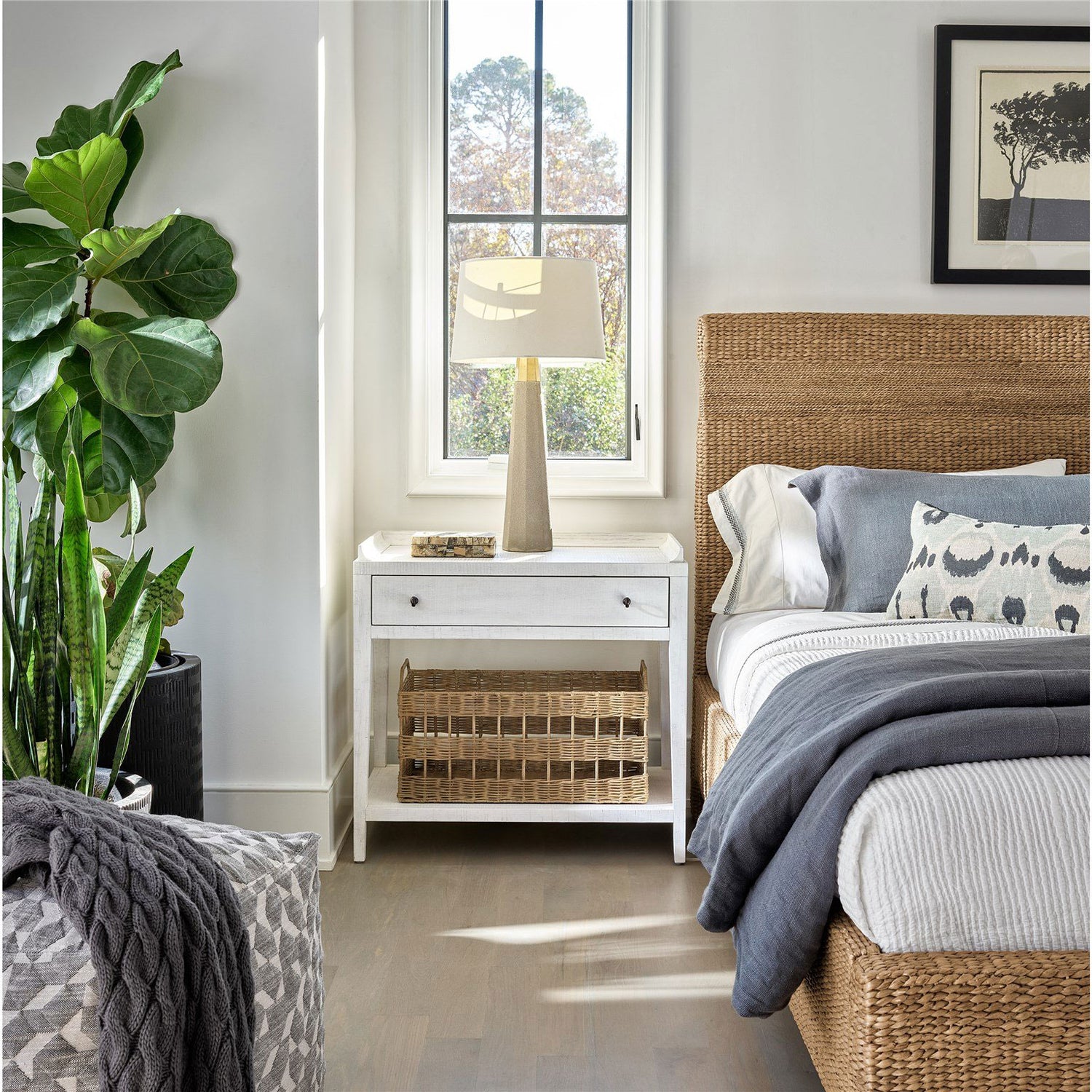 MODERN FARMHOUSE RYLIE NIGHTSTAND