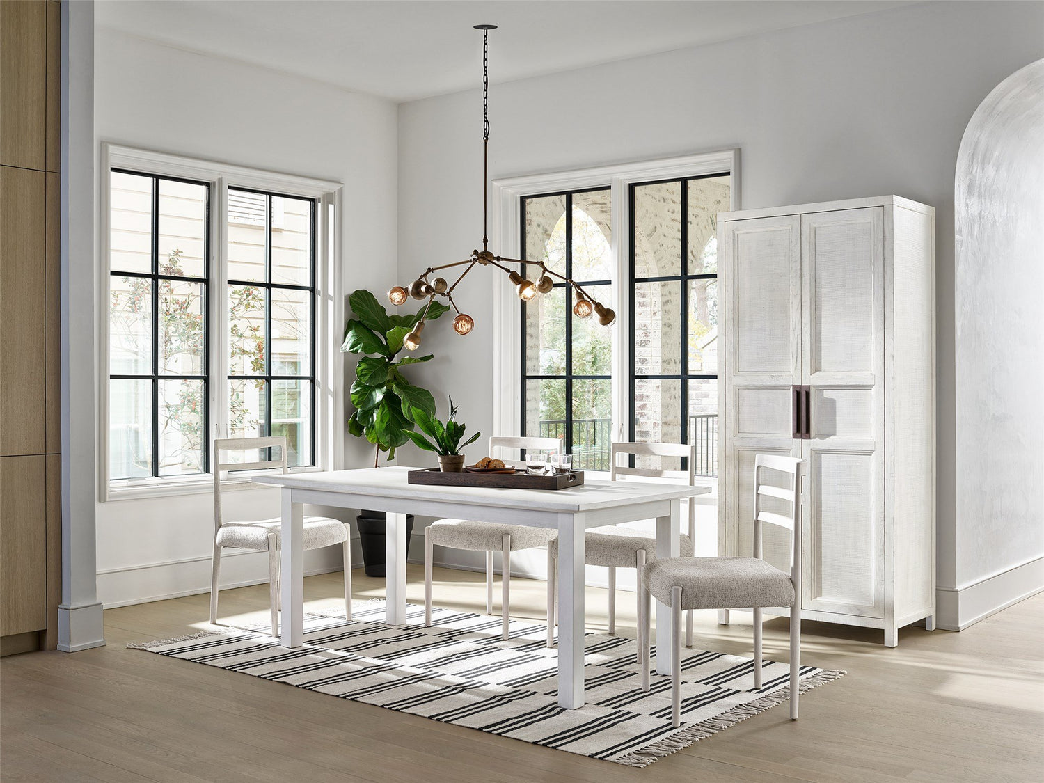MODERN FARMHOUSE KITCHEN TABLE