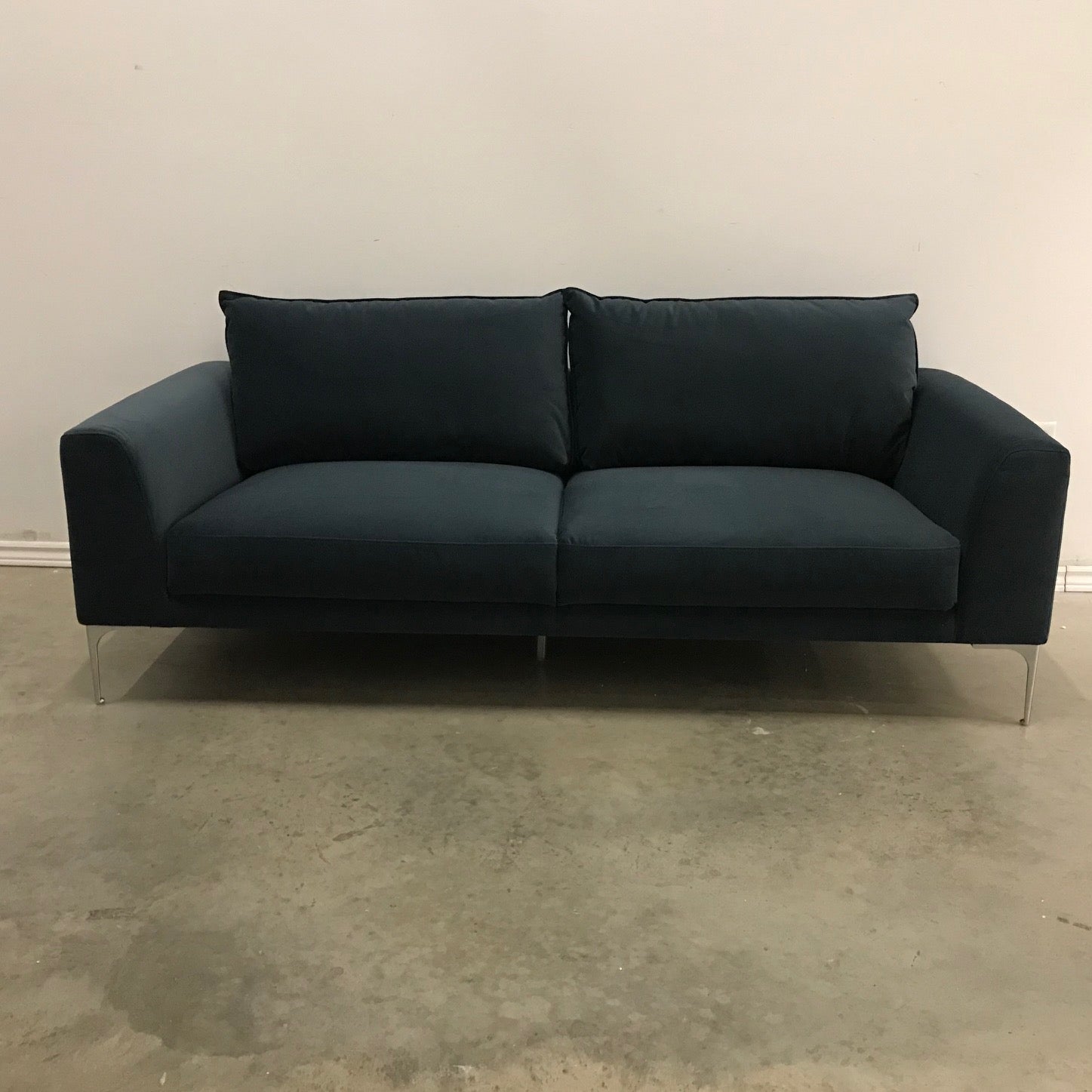 AVALON MODERN FABRIC LOVE SEAT