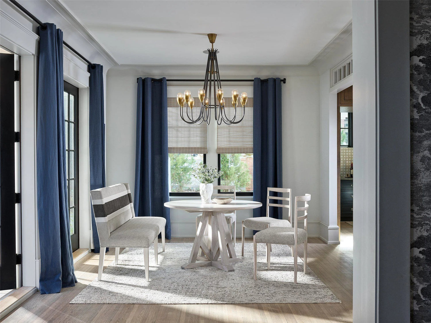 MODERN FARMHOUSE WRIGHT ROUND TABLE