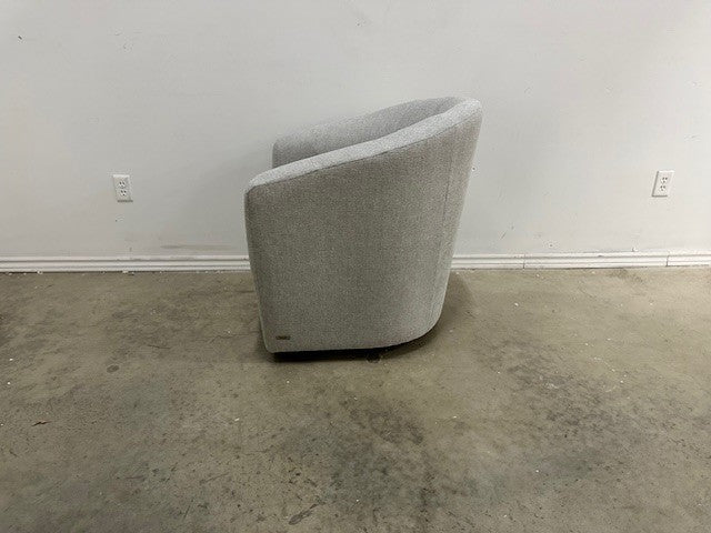 GIADA MODERN BARREL SWIVEL CHAIR