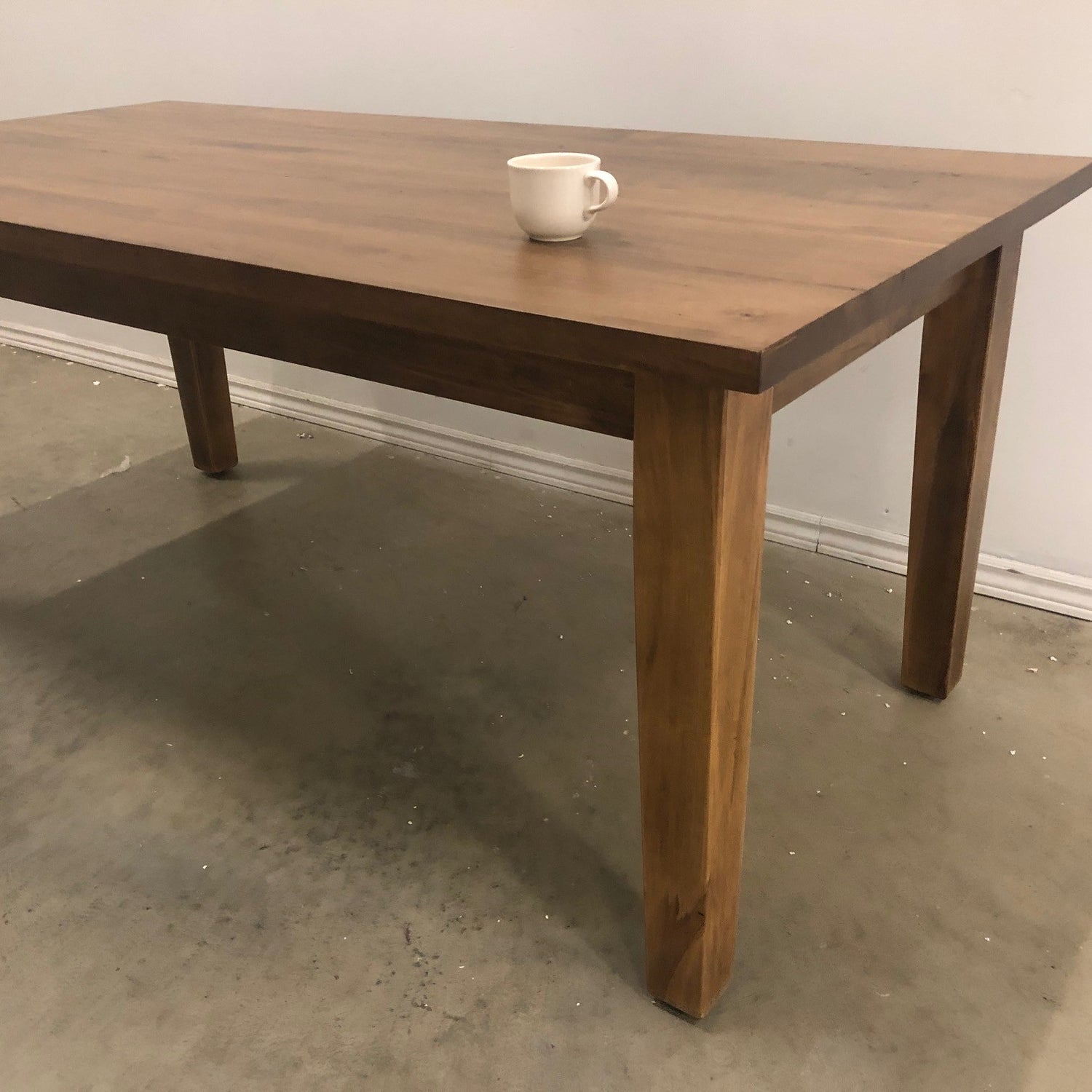 RUFFSAWN BOUNTY HARVEST TABLE
