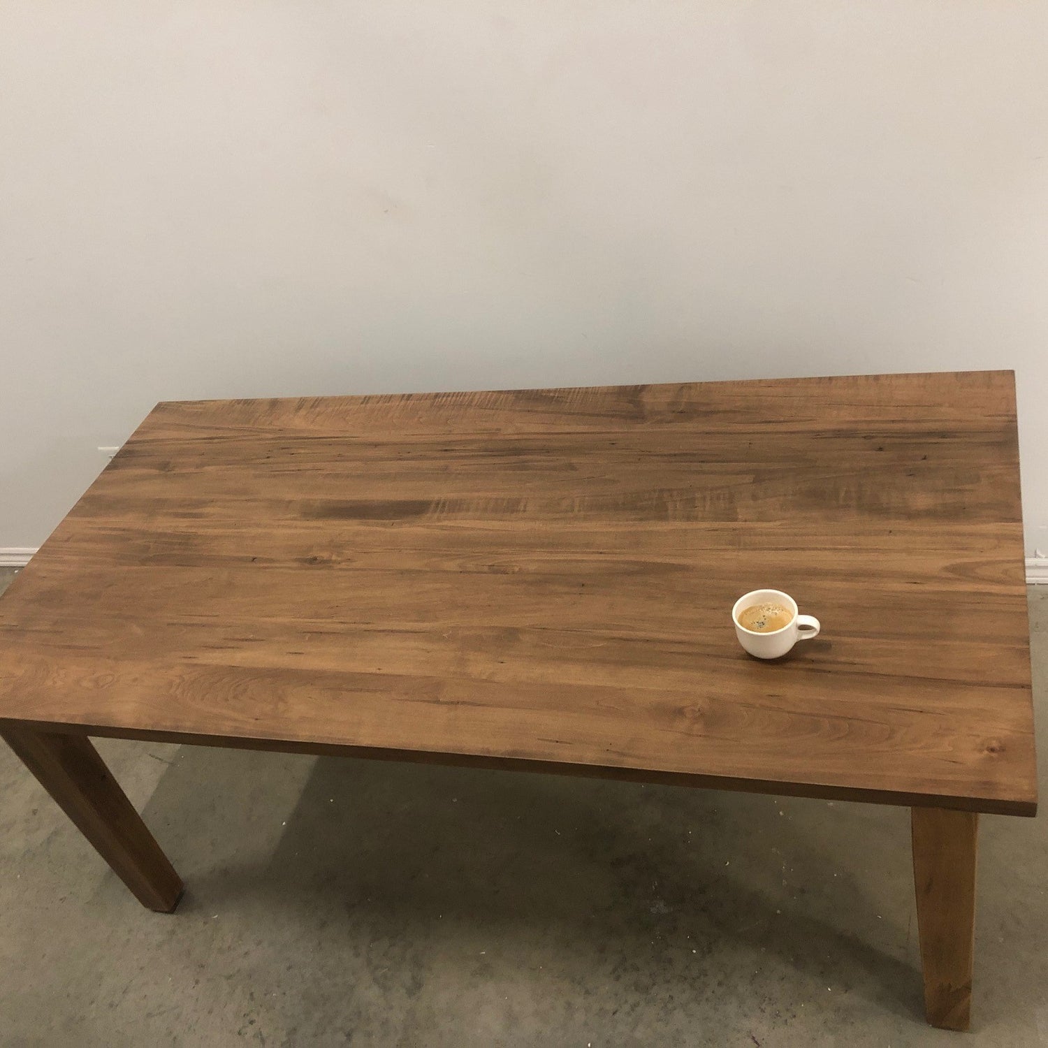 RUFFSAWN BOUNTY HARVEST TABLE