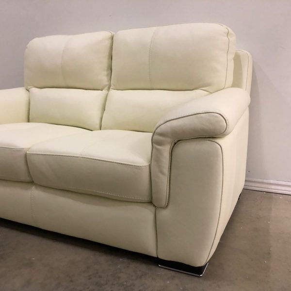 BRASILIA LEATHER LOVE SEAT BY CORIUM ITALIA