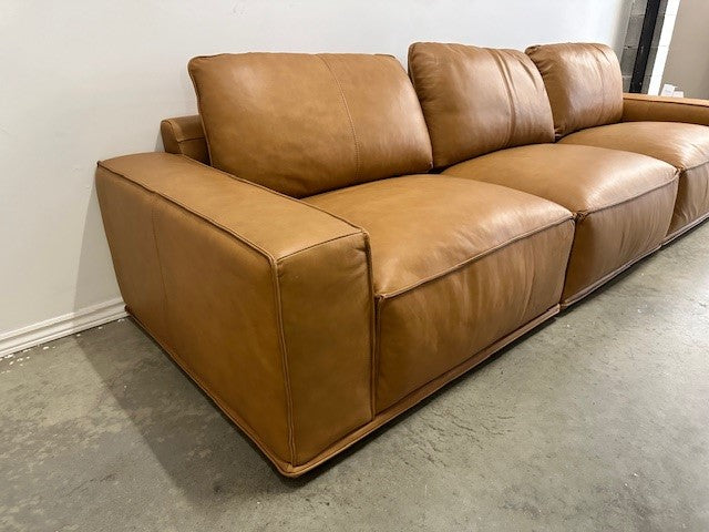 BORDI ITALIAN LEATHER SOFA