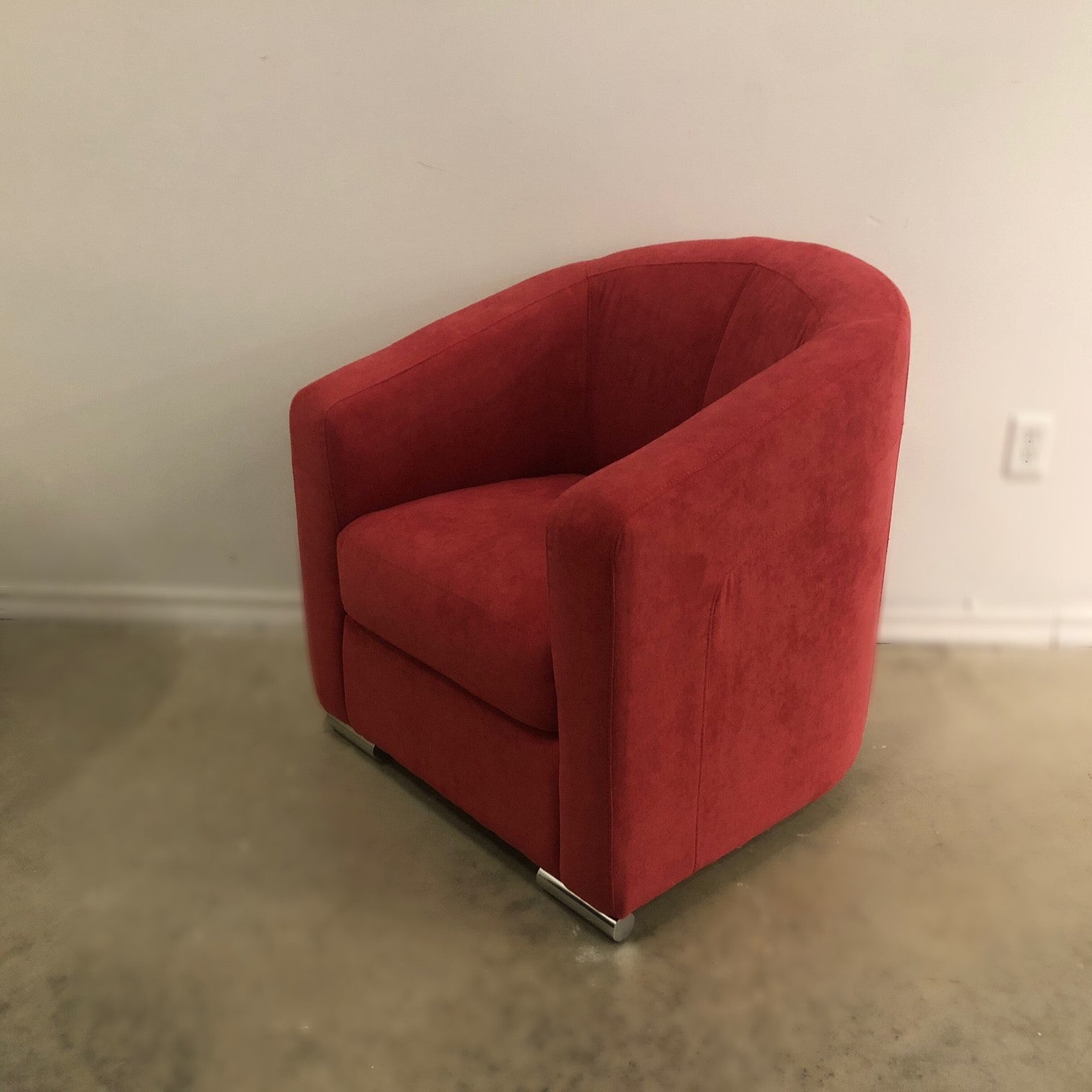 BYRON RED FABRIC TUB CHAIR BY CORIUM ITALIA