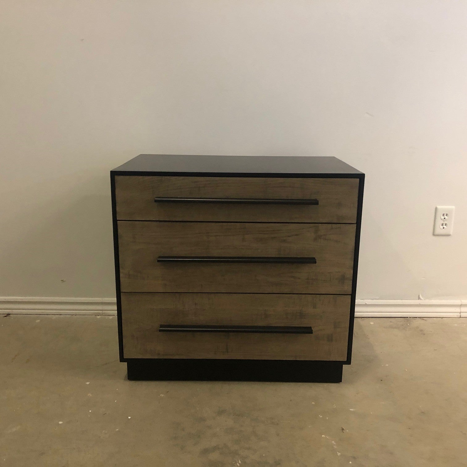 CALLOWAY NIGHT STAND