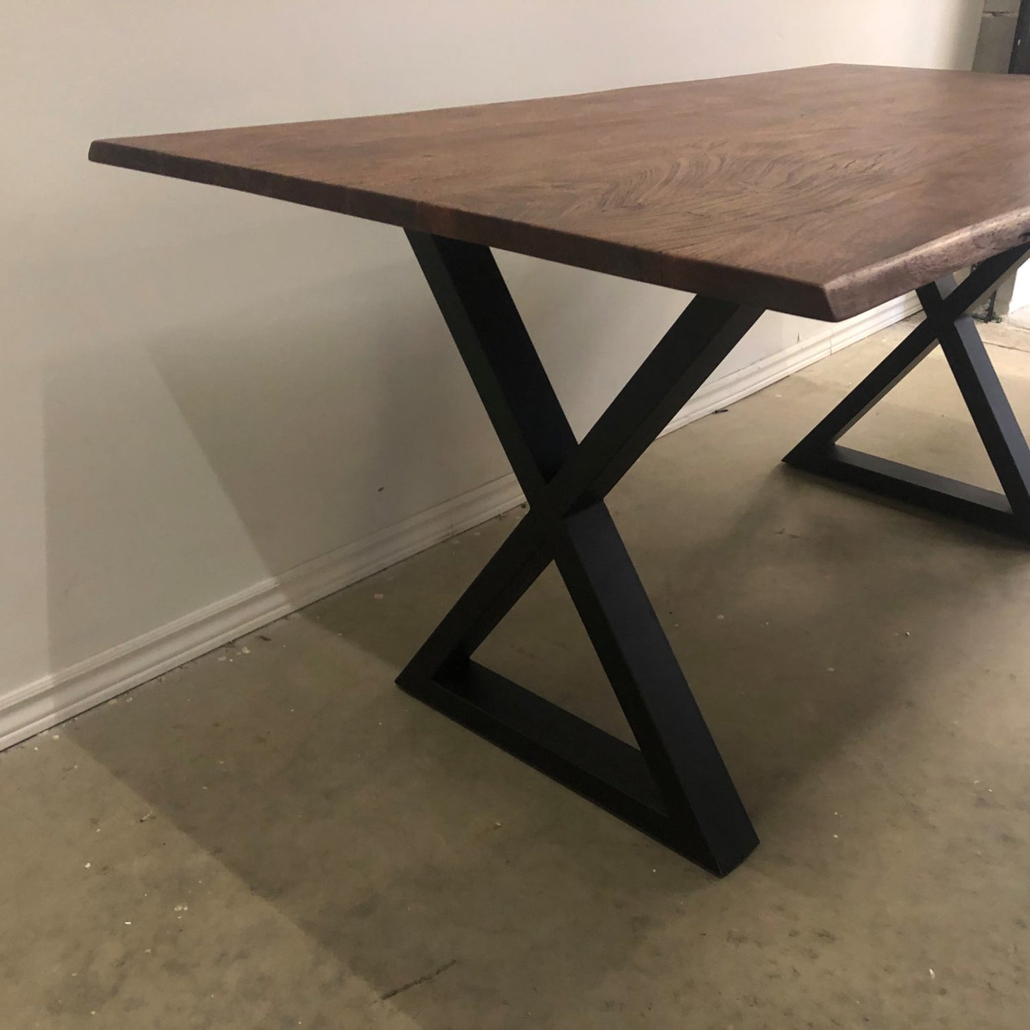 UNIQUE SOLID WOOD DINING TABLES