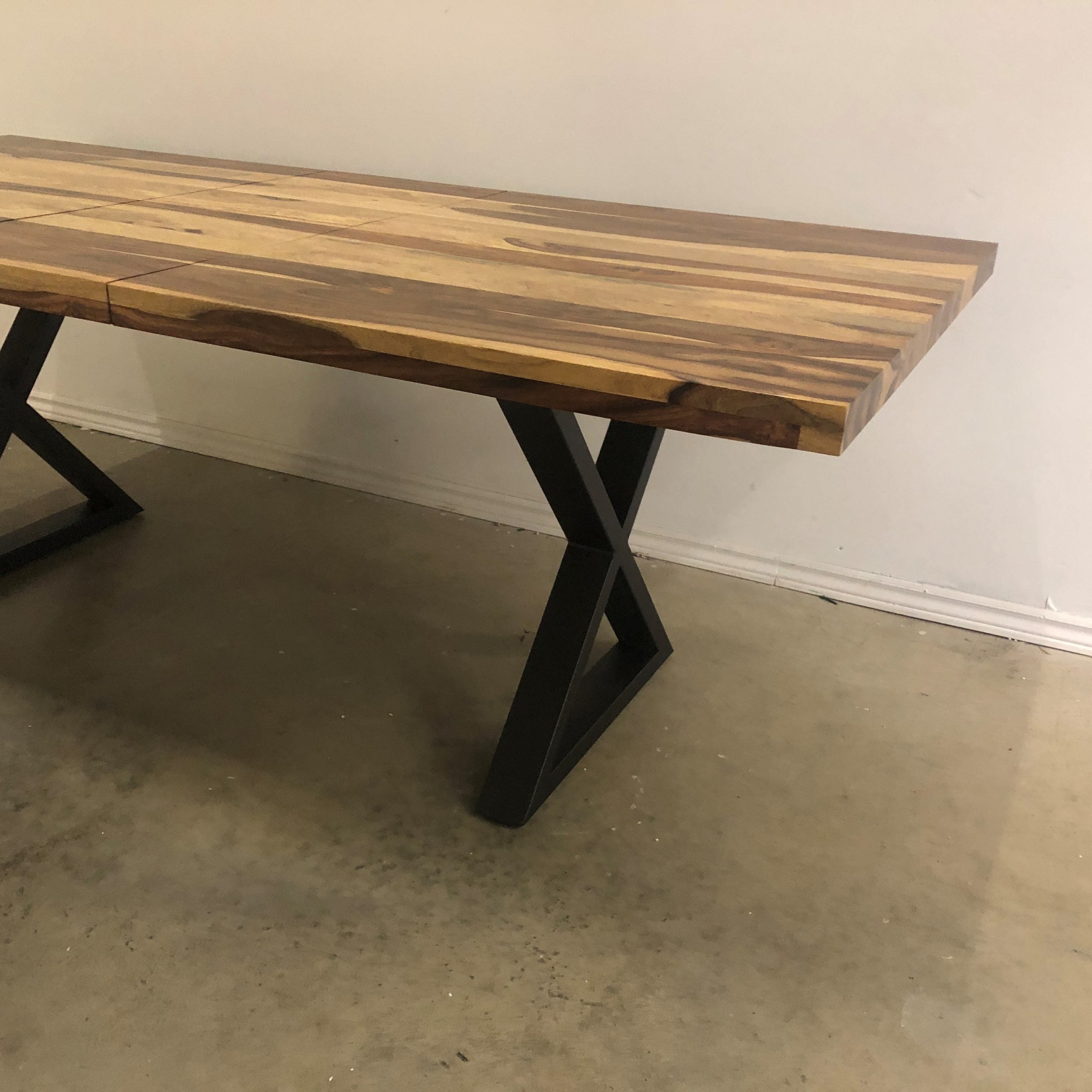 UNIQUE SOLID WOOD DINING TABLES