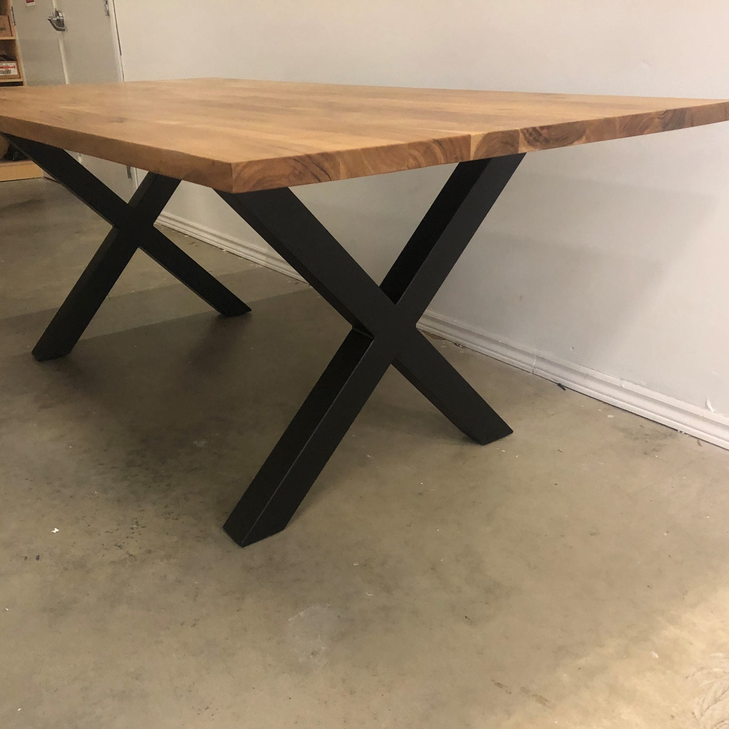 UNIQUE SOLID WOOD DINING TABLES