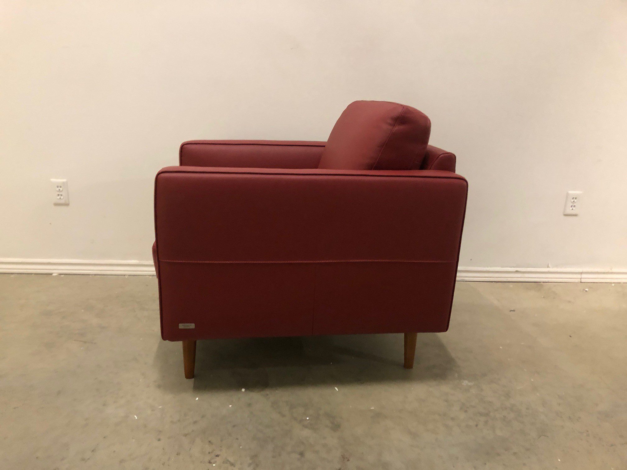 DESTREZZA ITALIAN RED LEATHER CHAIR