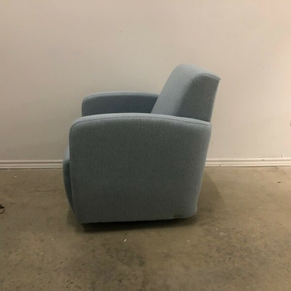 B0102 SWIVEL GLIDER CHAIR