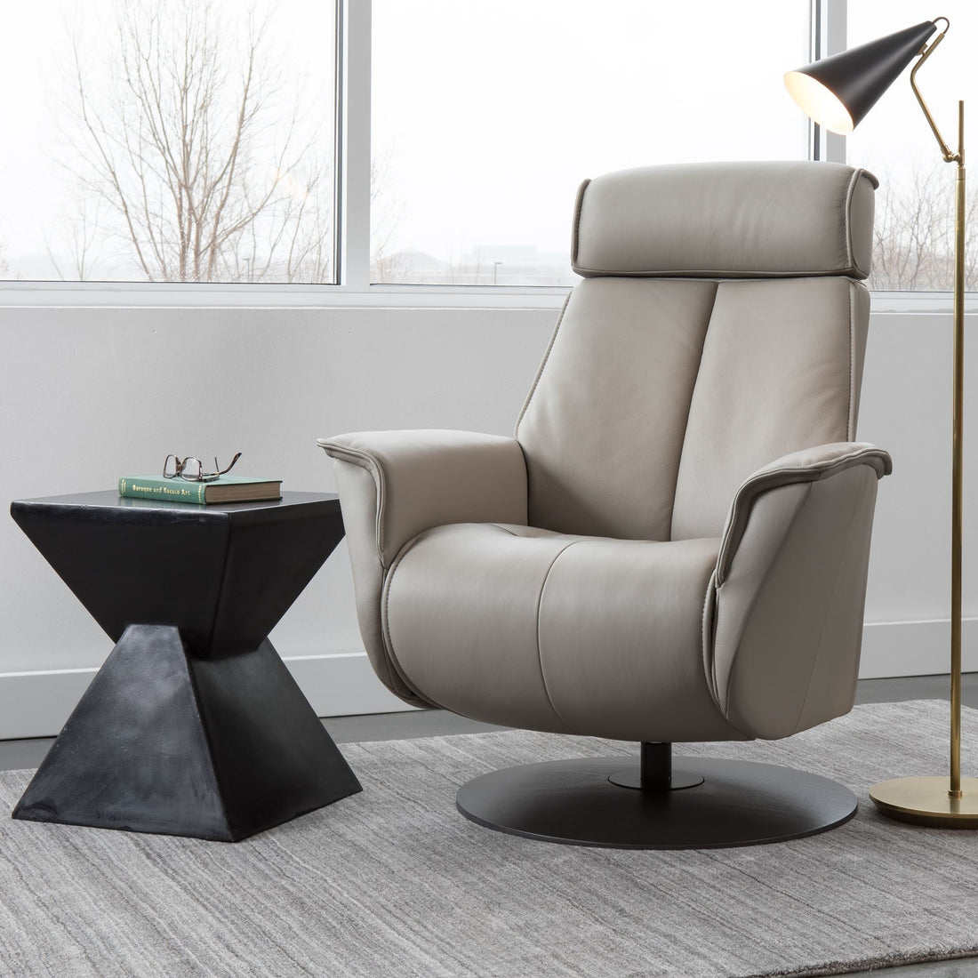 BO MOTORIZED RECLINER BY FJORDS