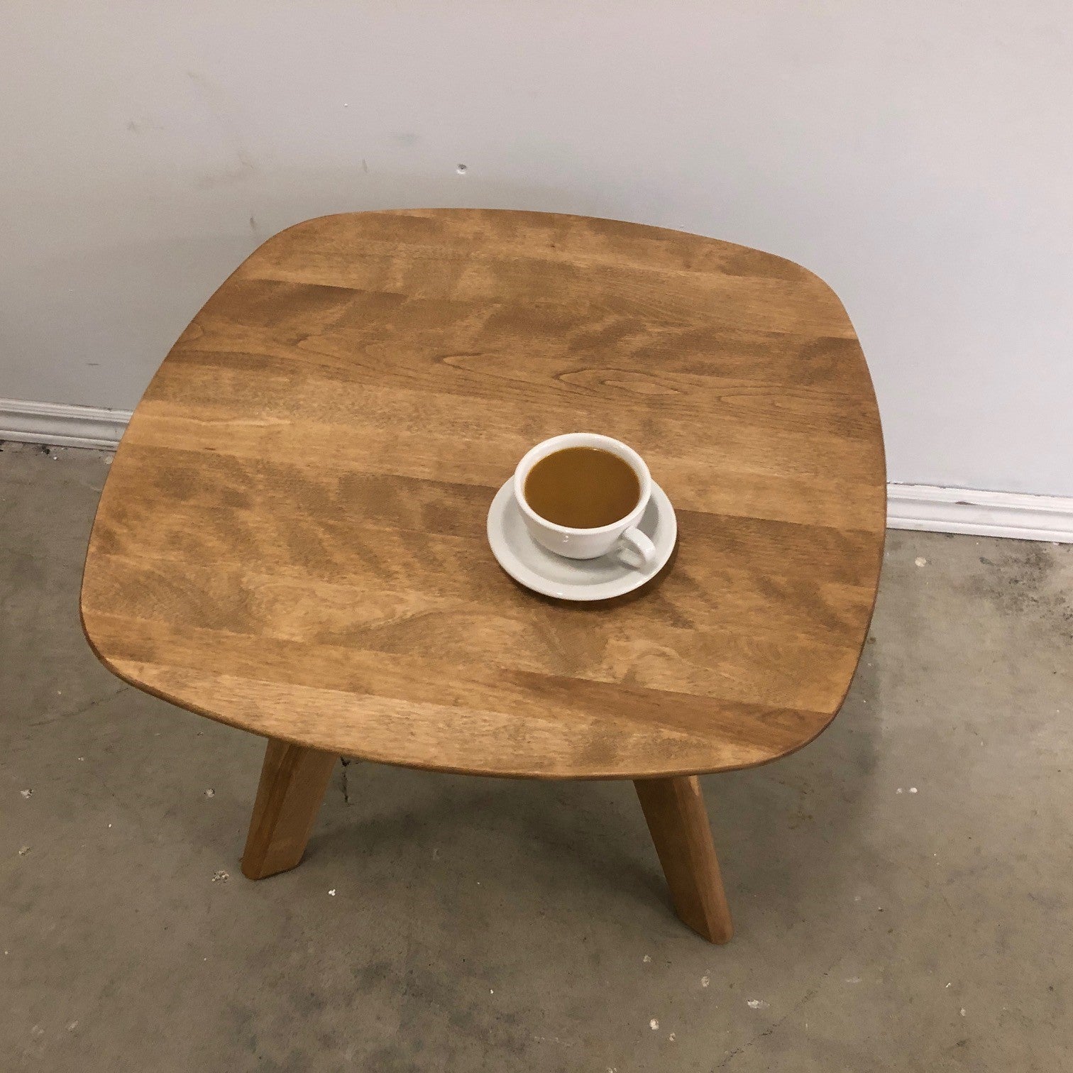 STUDIO SQUARE END TABLE (OILED BIRCH)