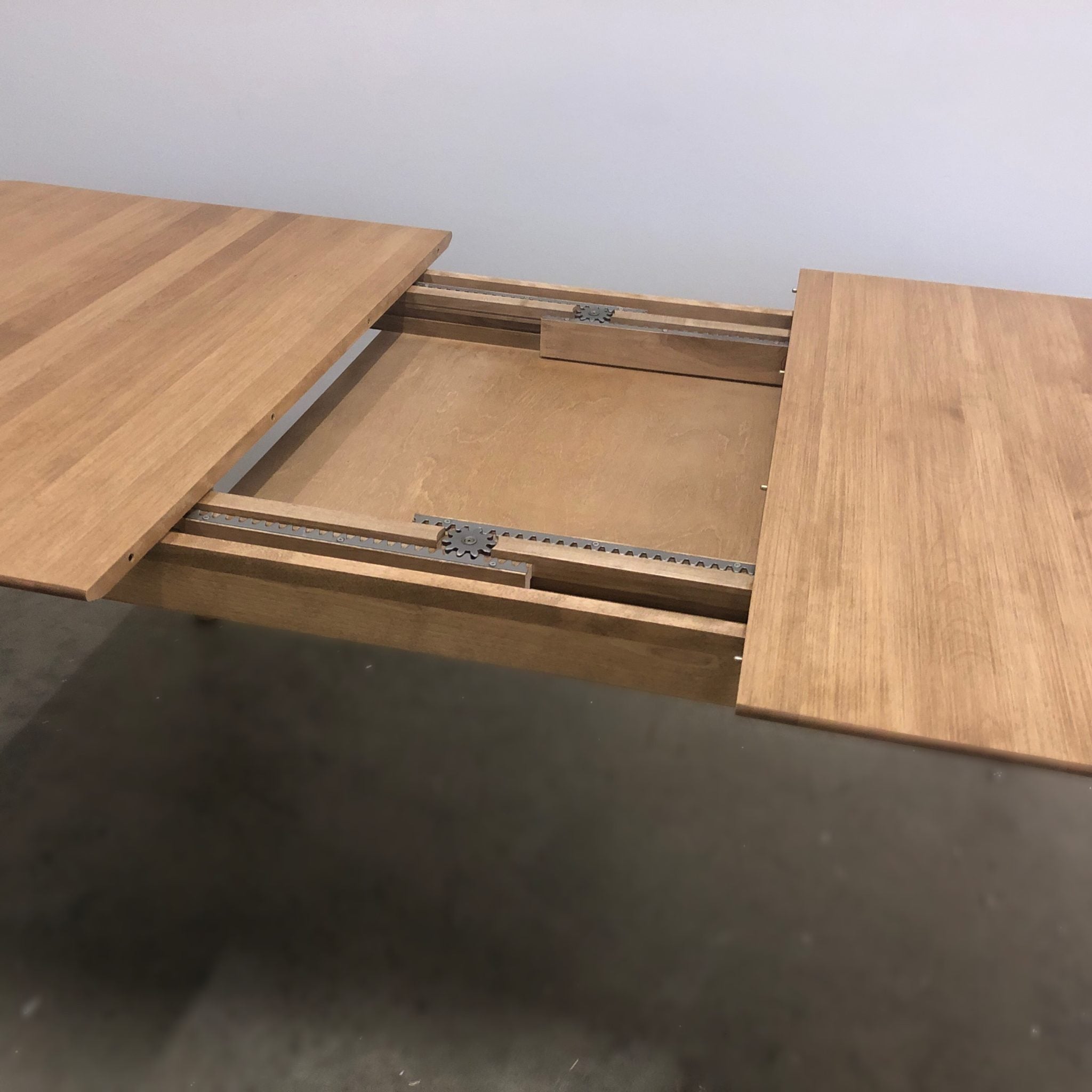 ELDA 62″ DINING TABLE WITH 20″ EXTENSION