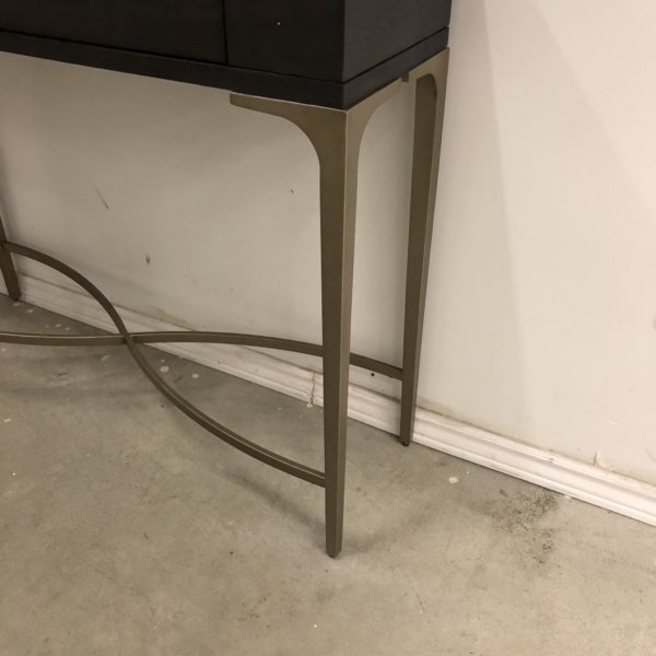 SOLILOQUY HALL CONSOLE