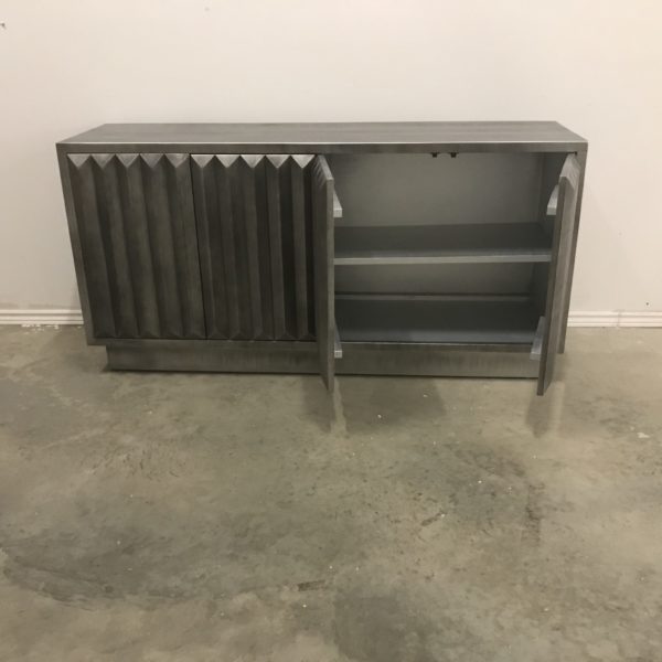 AVRA SIDEBOARD BY RUFFSAWN