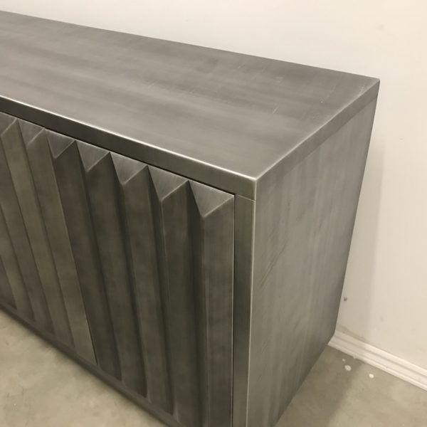 AVRA SIDEBOARD BY RUFFSAWN
