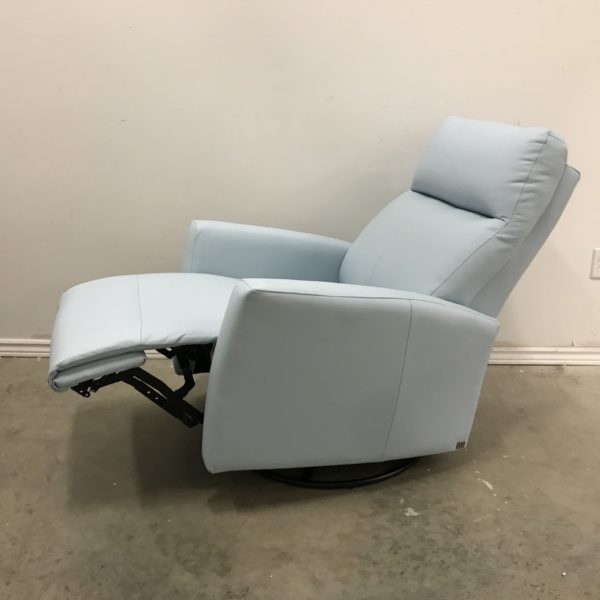L0052 POWER SWIVEL ROCKER RECLINER