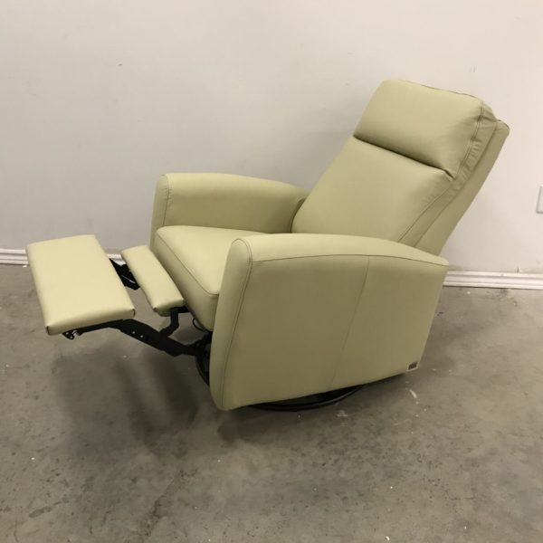 L0092 POWER SWIVEL ROCKER RECLINER