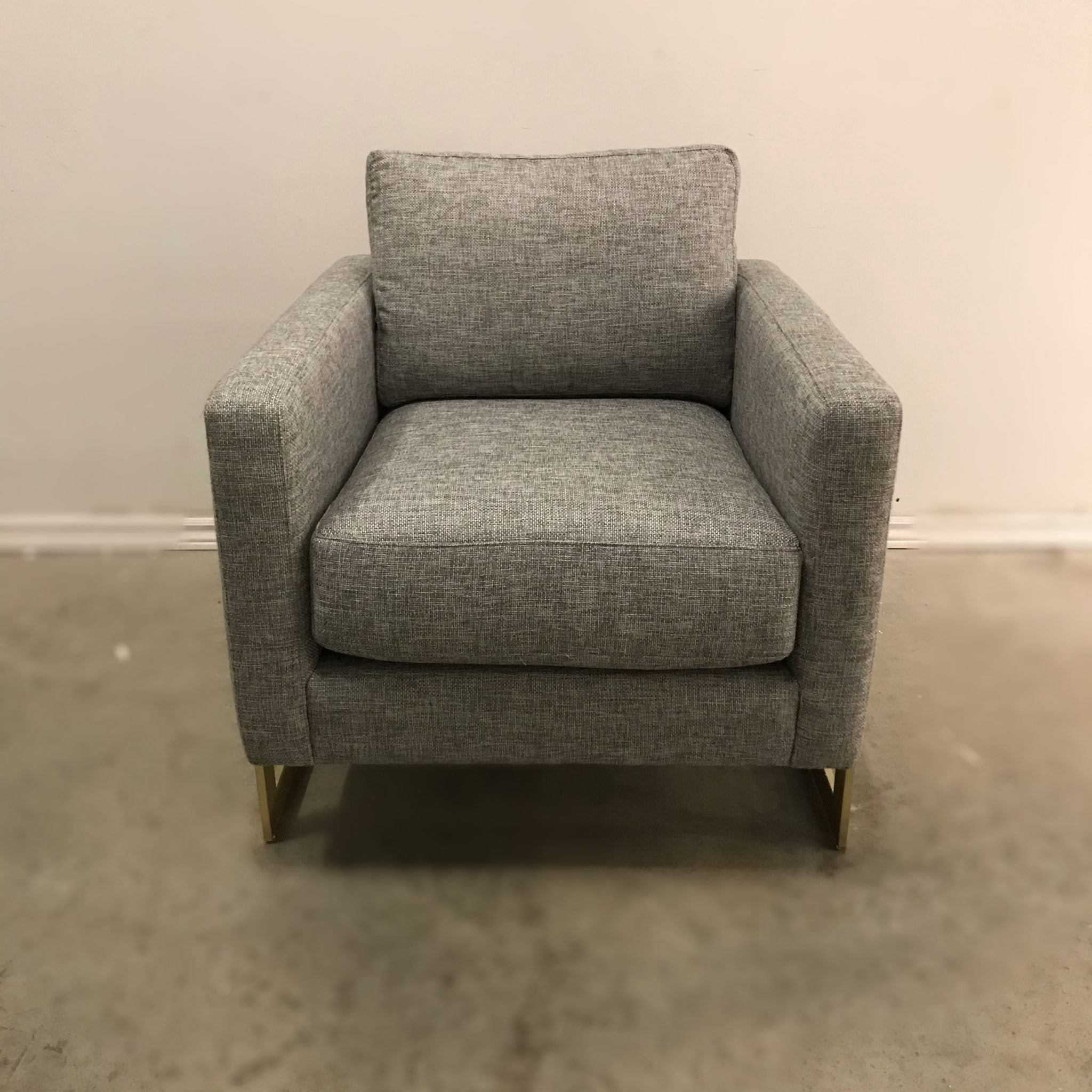 NAOMI CONTEMPORARY ACCENT CHAIR