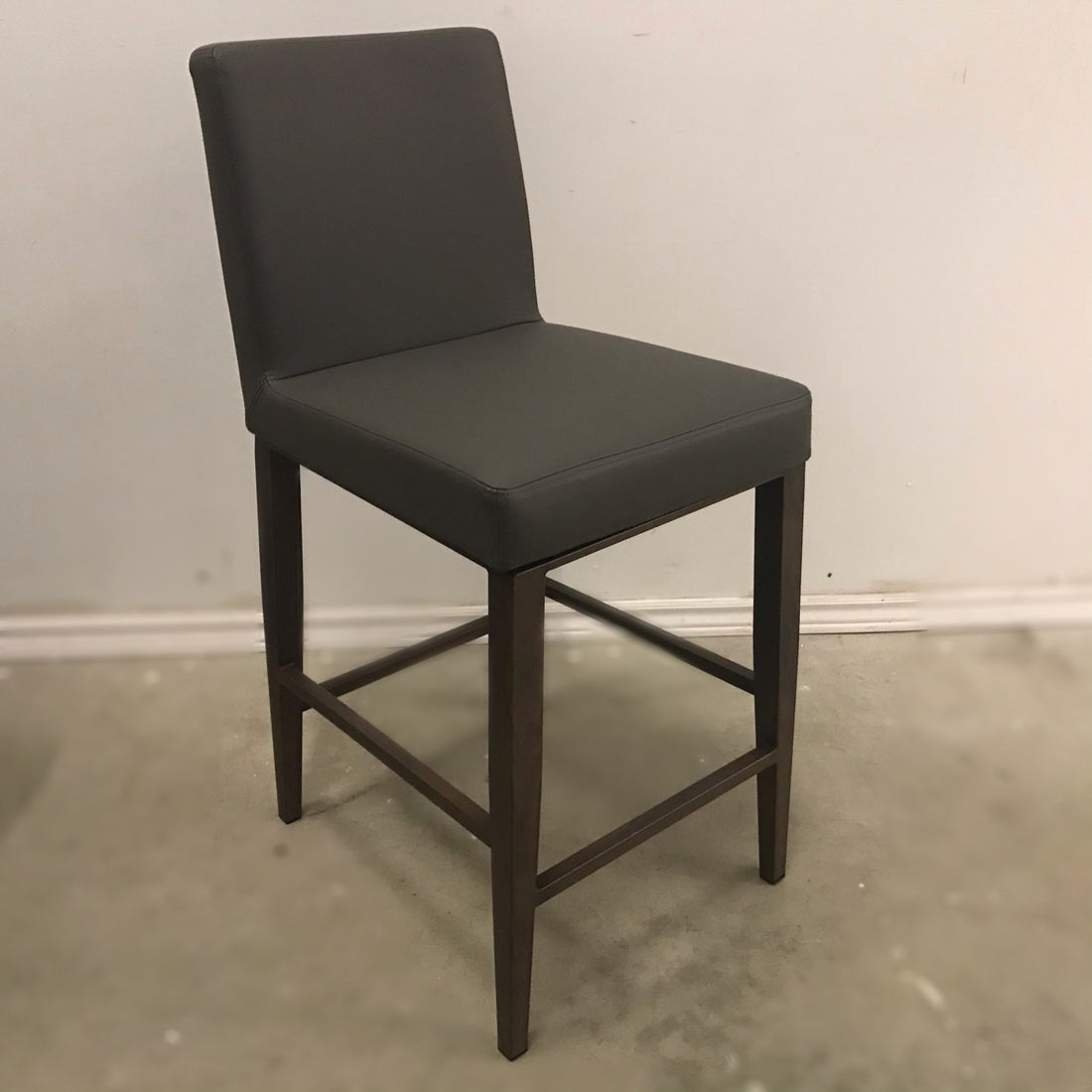 ERIKA MODERN COUNTER STOOL