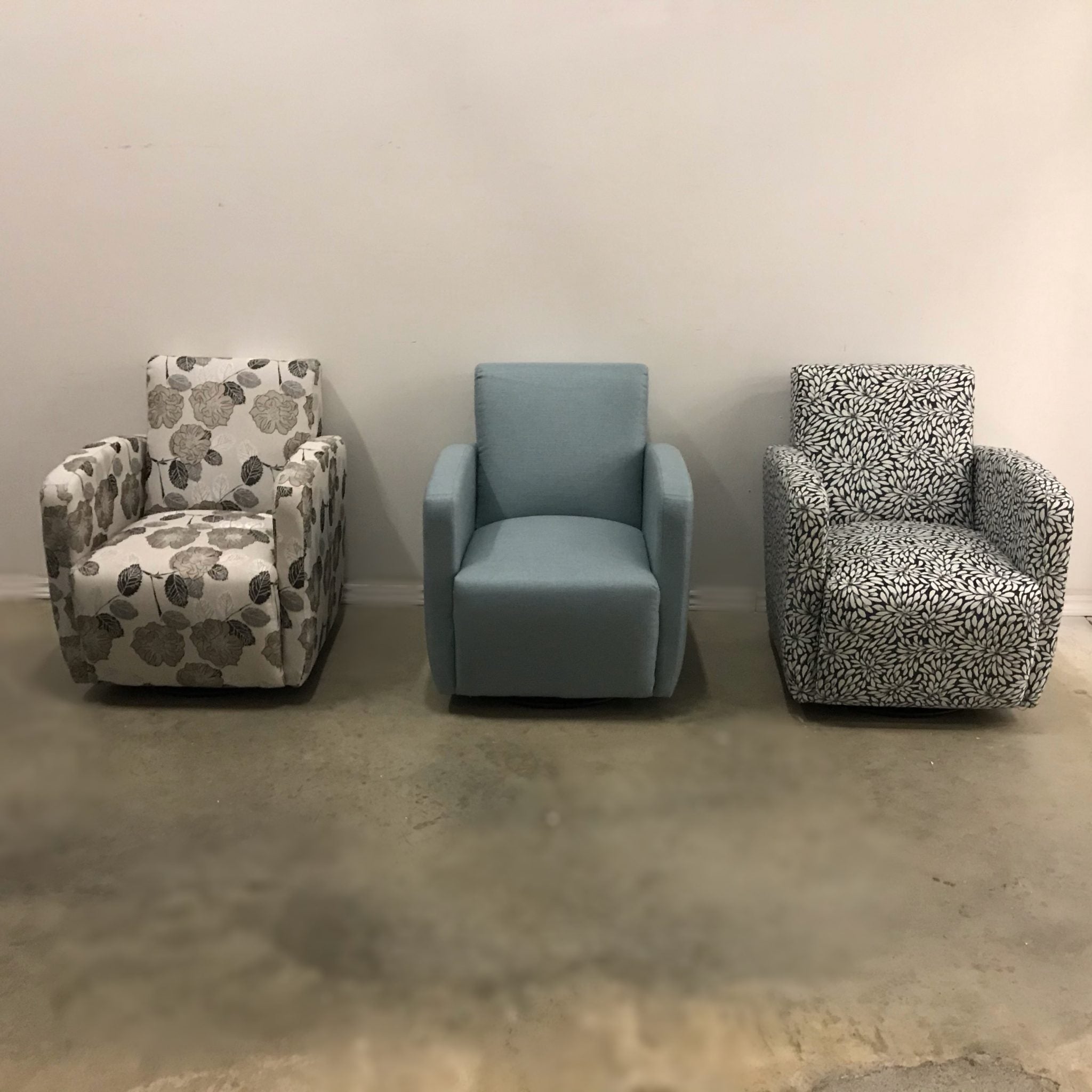 B0102 COMPACT SWIVEL ROCKER