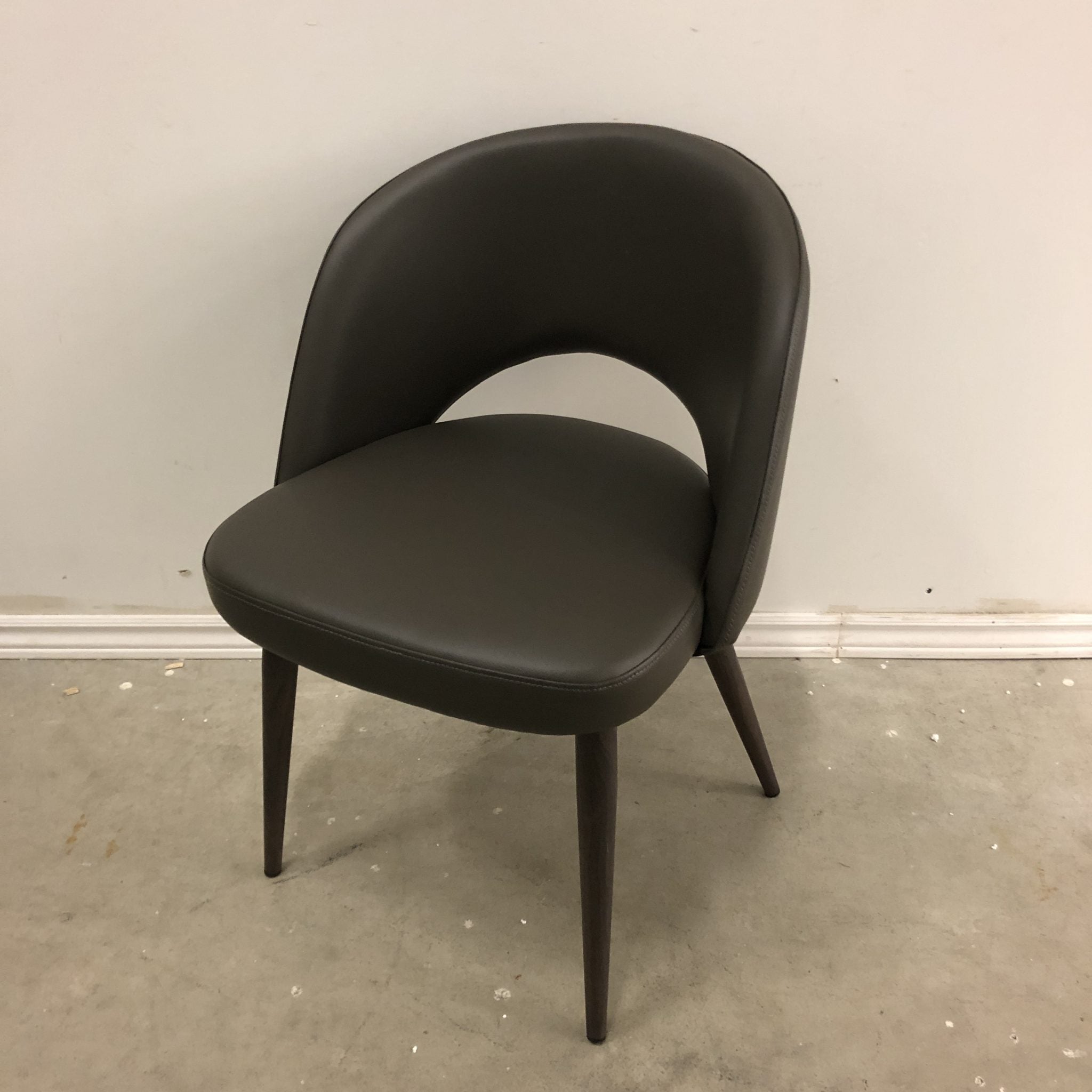 HENRICK DINING CHAIR