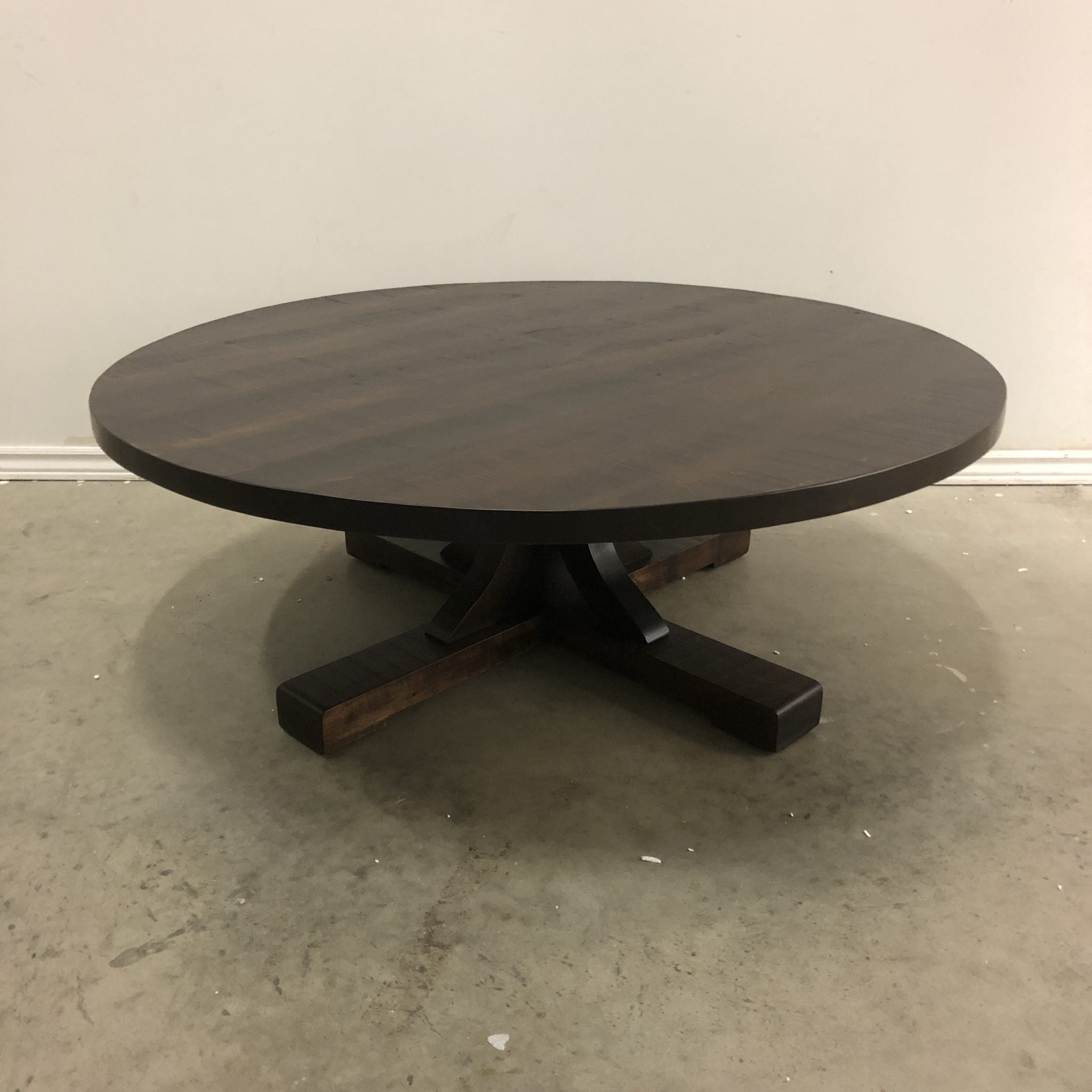 RUSTIC CARLISLE ROUND COFFEE TABLE