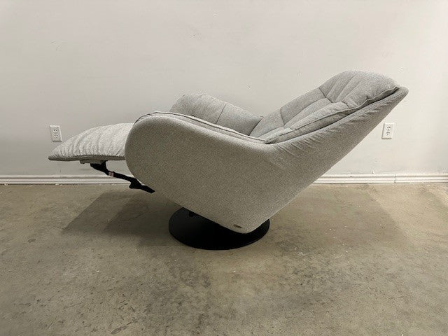 LEVANTE KING SWIVEL RECLINER