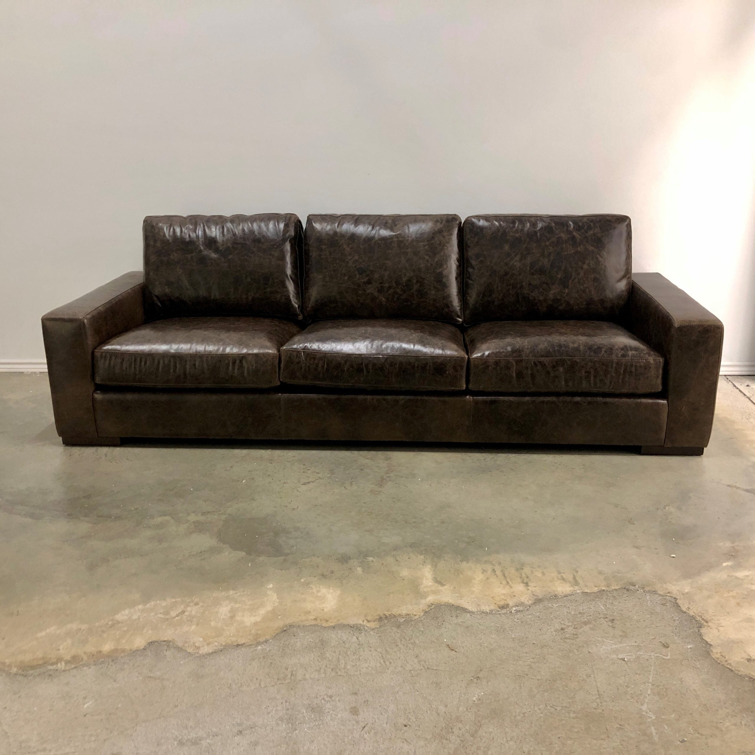 MAXWELL 108″ LEATHER SOFA