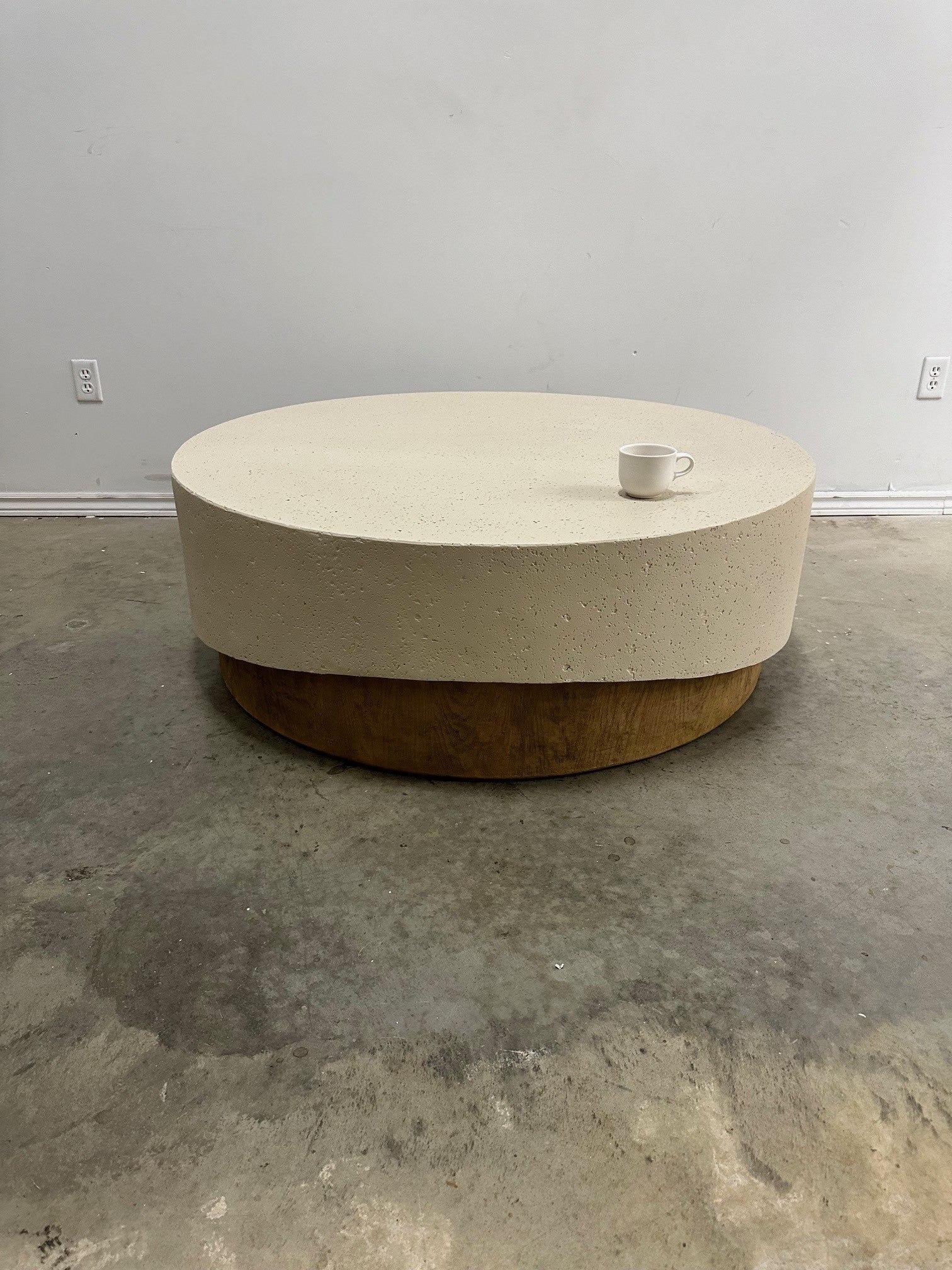 PATRAS CONCRETE COFFEE TABLE
