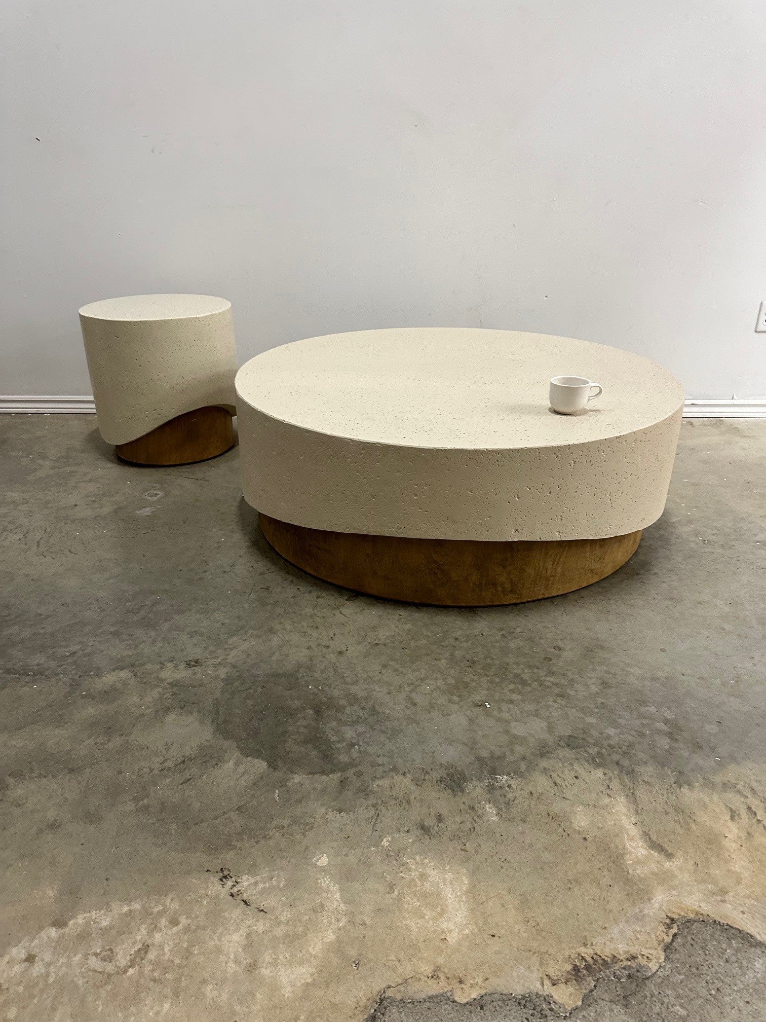PATRAS CONCRETE COFFEE TABLE