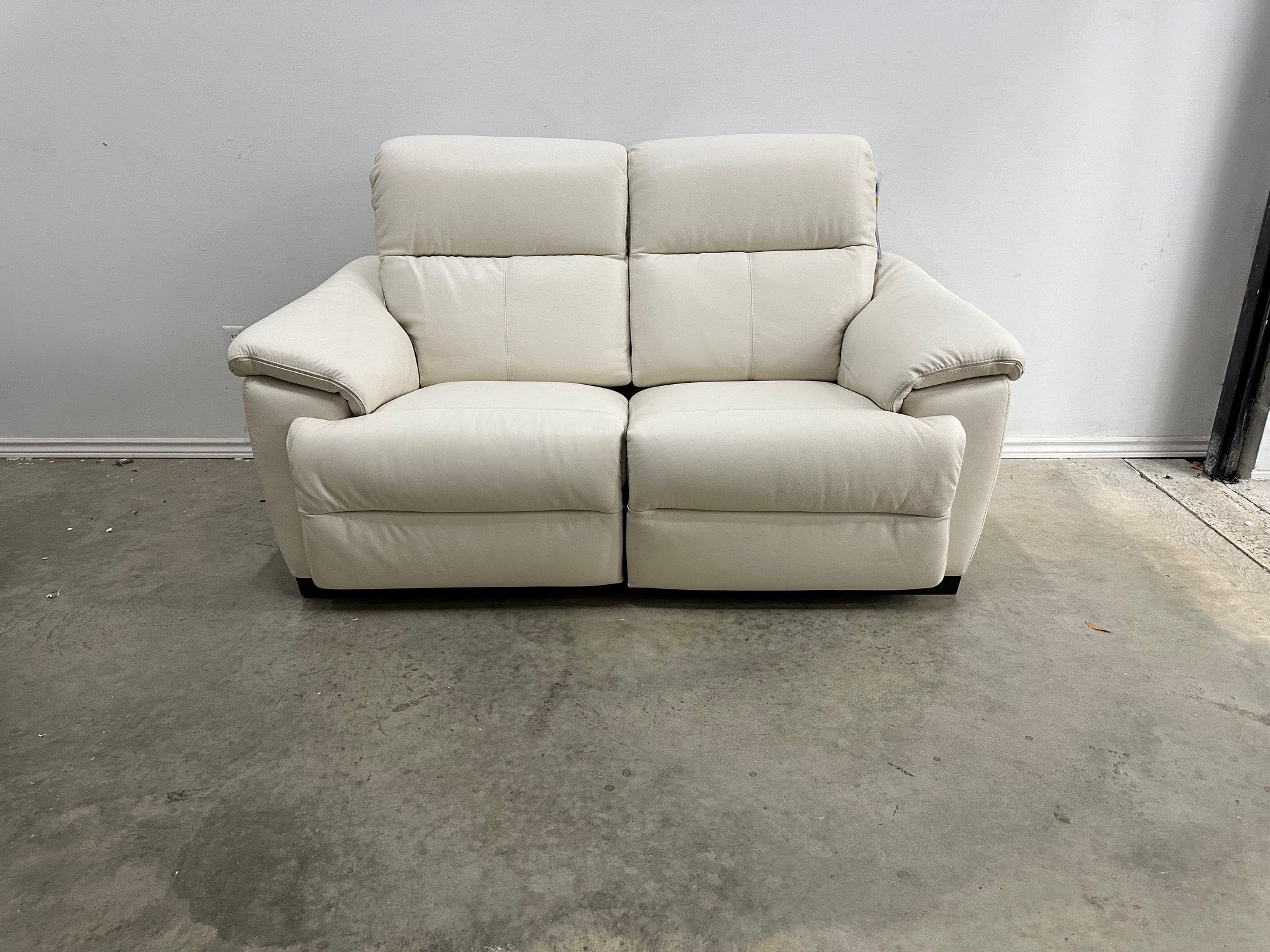 POTENZA POWER RECLINING ITALIAN LOVESEAT
