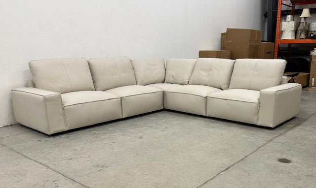 TEDDY LEATHER MODULAR SECTIONAL