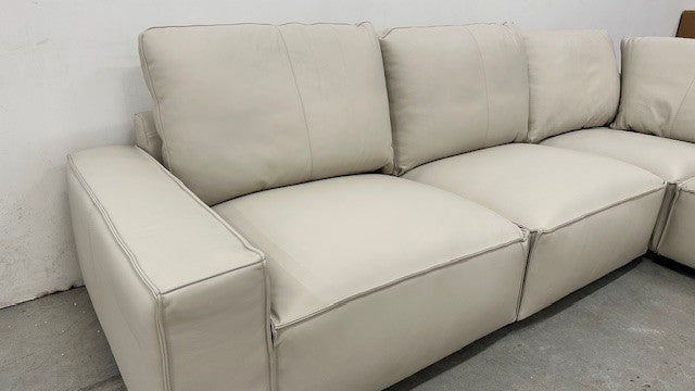 TEDDY LEATHER MODULAR SECTIONAL
