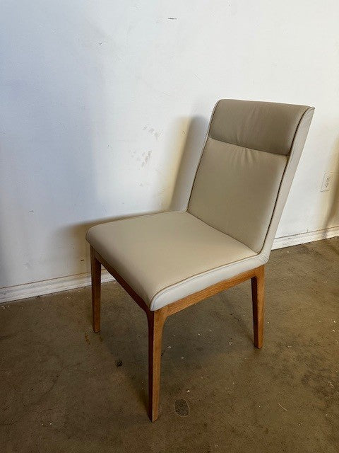 PENNE LEATHER DINING CHAIR
