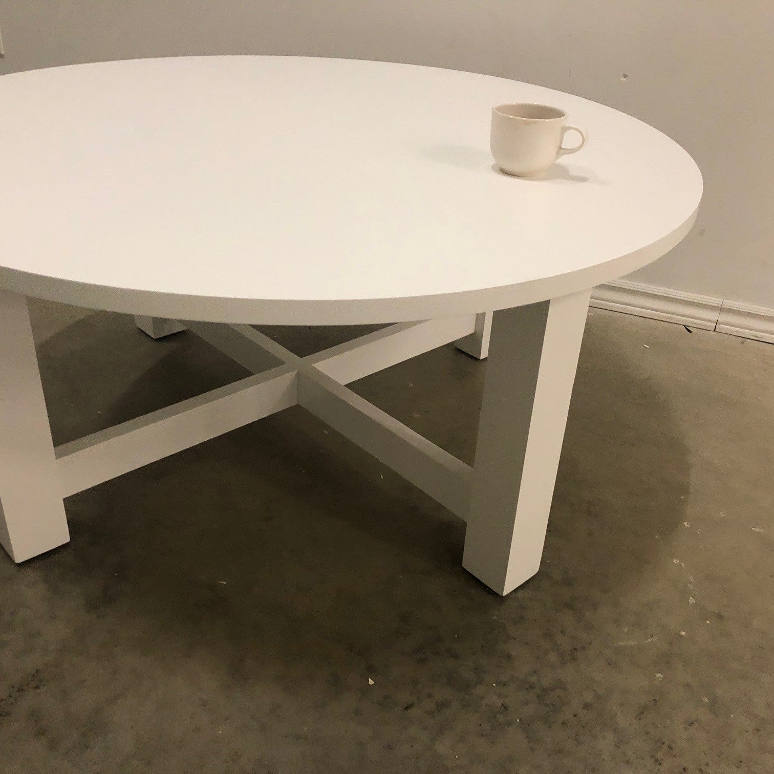 BANFF ROUND COFFEE TABLE