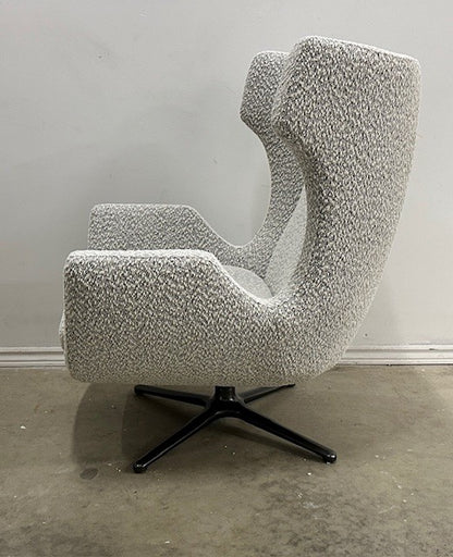 CONCHE FABRIC SWIVEL CHAIR