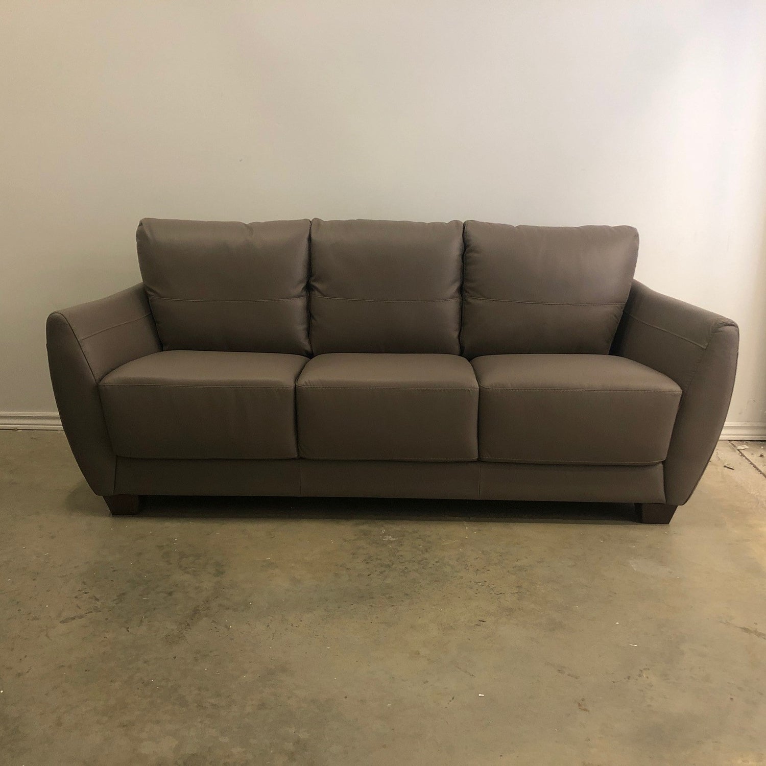 DYLAN LEATHER SOFA
