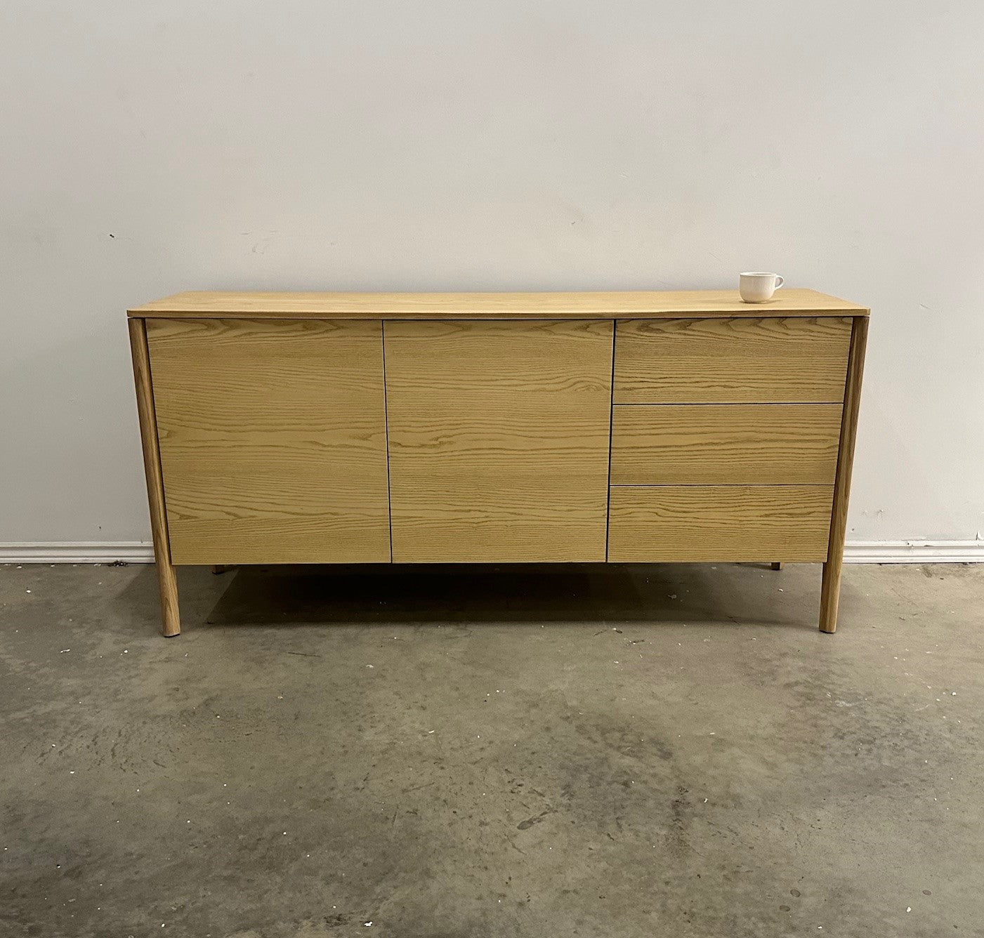 FINLEY 72&quot; SIDEBOARD