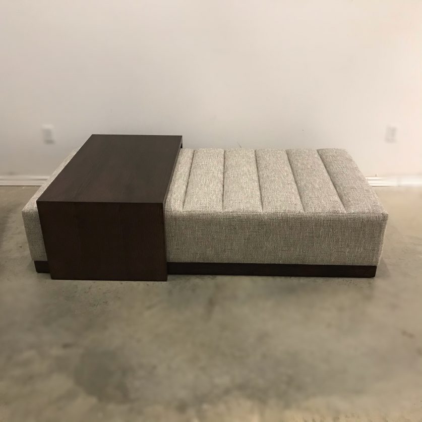 HUNTER COCKTAIL OTTOMAN