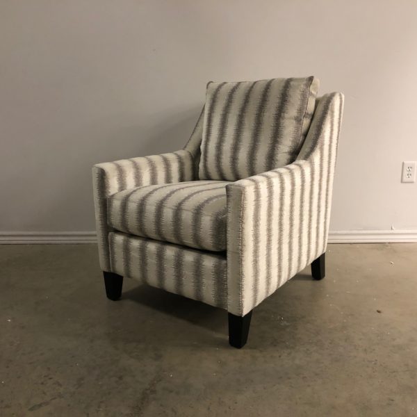 MILLIE ACCENT CHAIR