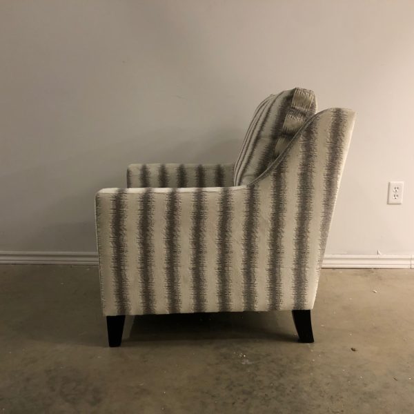 MILLIE ACCENT CHAIR