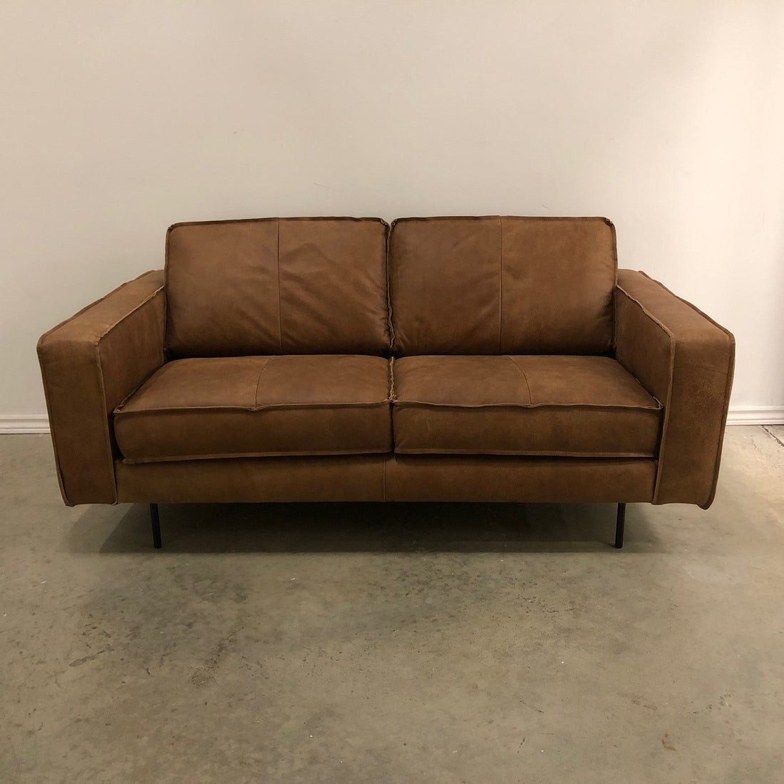 POINT LEATHER LOVE SEAT BY CORIUM ITALIA