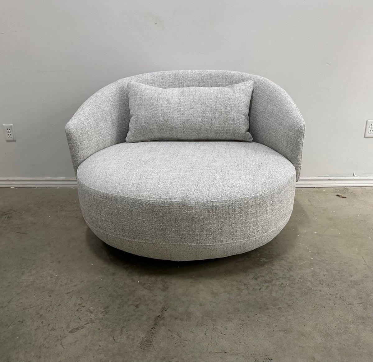 RHEA SWIVEL CUDDLE CHAIR – Hayward Interiors
