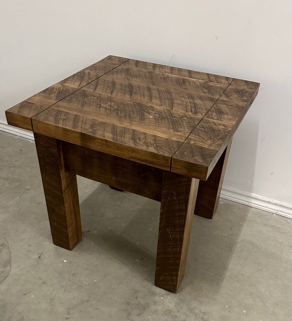 TAHOE SOLID HAND MADE END TABLE